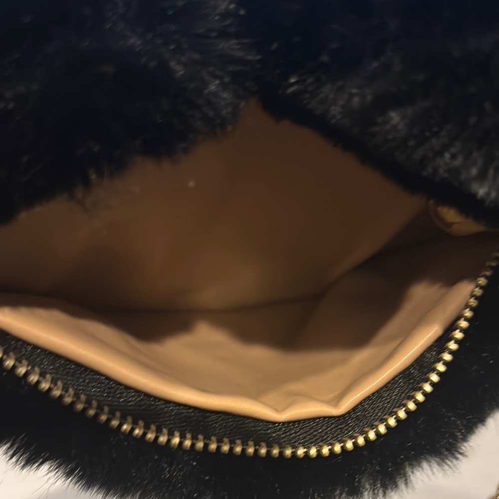 - Black Faux Fur Heart-Shaped Bag with Gold Chain - Picture 7 of 7